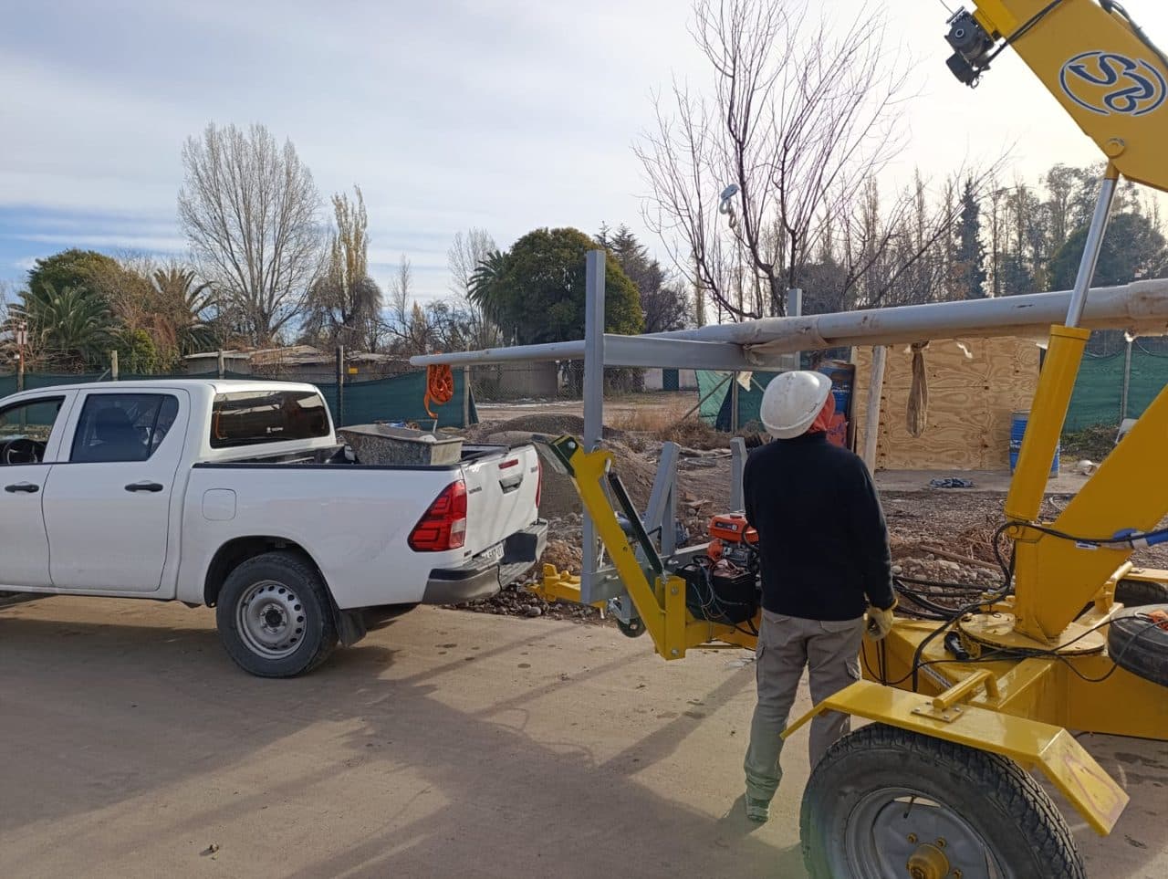 Cuadrilla en obra eléctrica